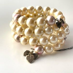 Betsy Johnson Pearl bracelet, NWT